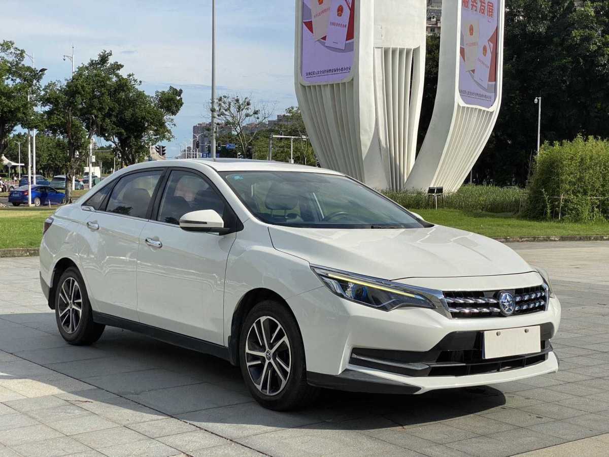 启辰 D60  2018款 1.6L CVT智联精英版图片