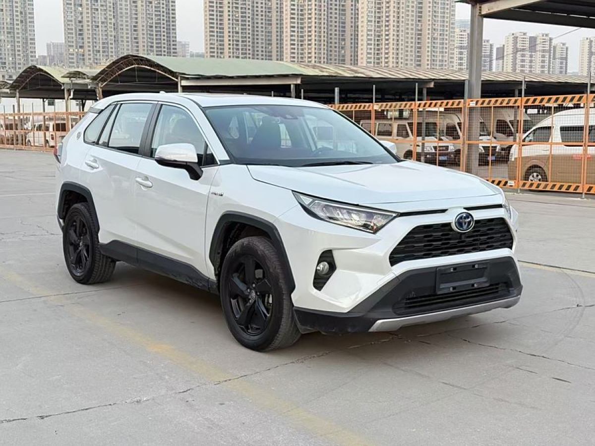 豐田 RAV4榮放  2023款 雙擎 2.5L E-CVT四驅(qū)精英Plus版圖片