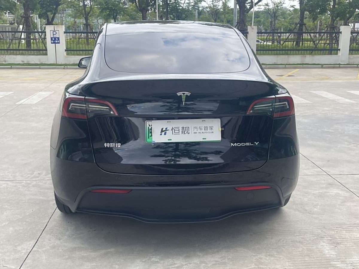 特斯拉 Model 3  2022款 改款 長(zhǎng)續(xù)航全輪驅(qū)動(dòng)版圖片