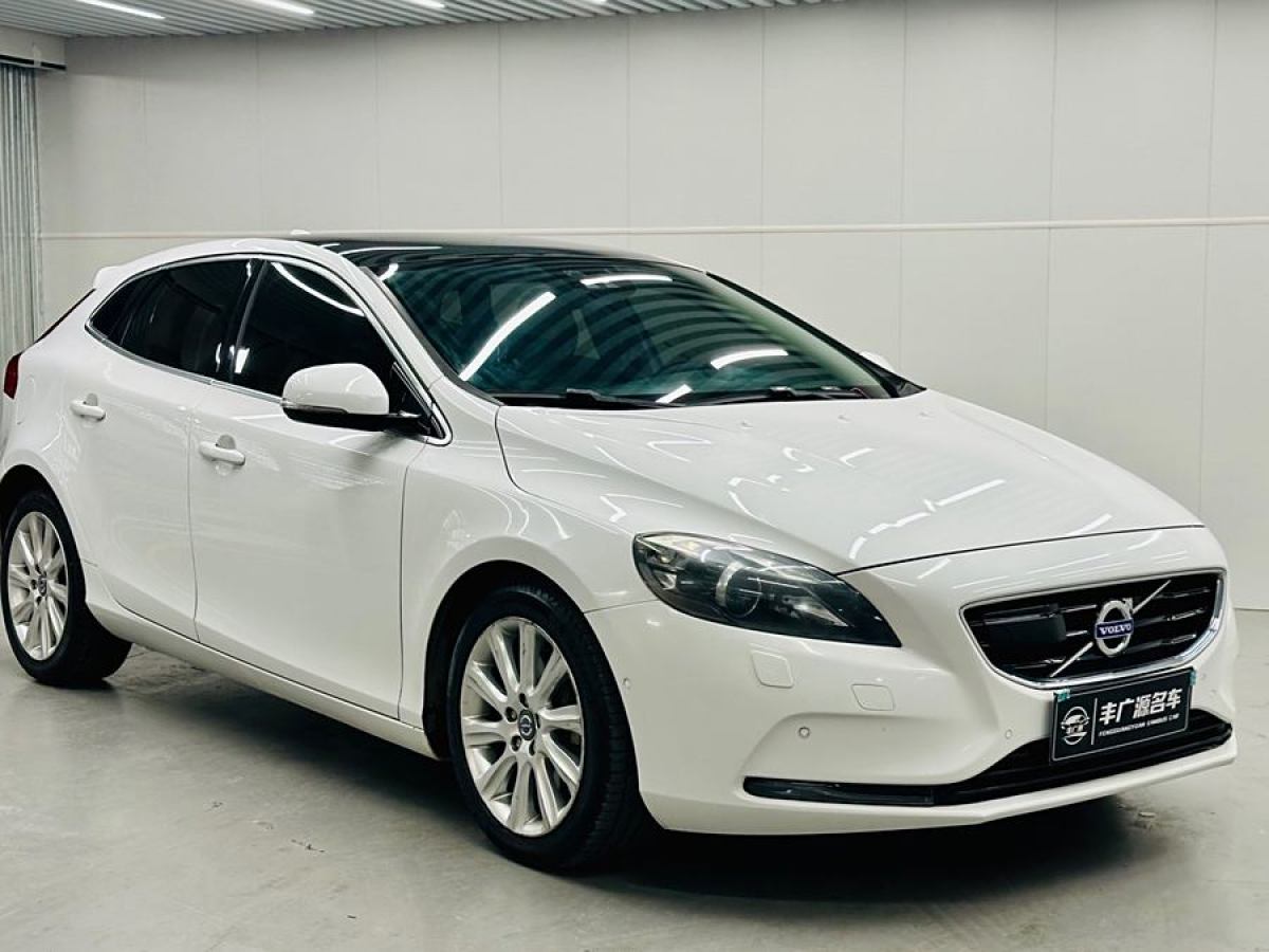 沃爾沃 V40  2014款 2.0T 智雅版圖片