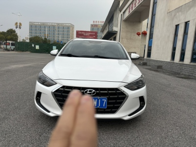 2020年3月 現(xiàn)代 領(lǐng)動(dòng) 1.5L CVT智炫?豪華型圖片