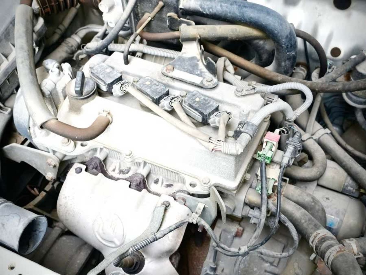 一汽 夏利  2012款 N3 1.0L 兩廂標(biāo)準(zhǔn)型圖片