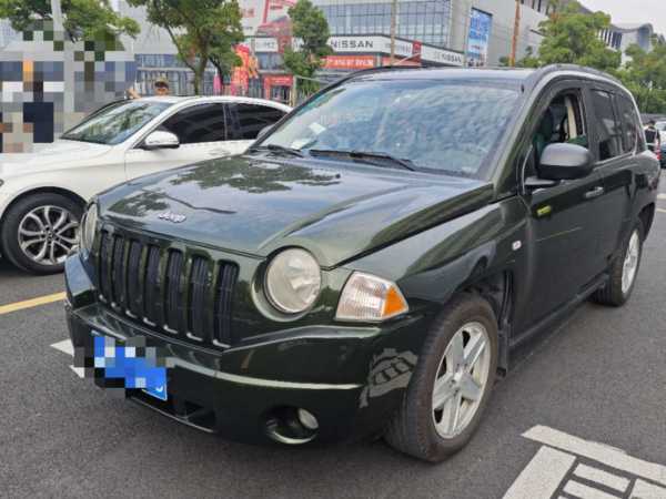 Jeep 指南者  2010款 2.4L 四驱运动版