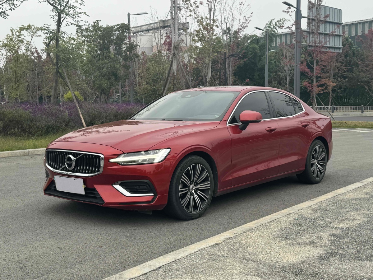 沃爾沃 S60L  2022款 B4 智遠(yuǎn)豪華版圖片