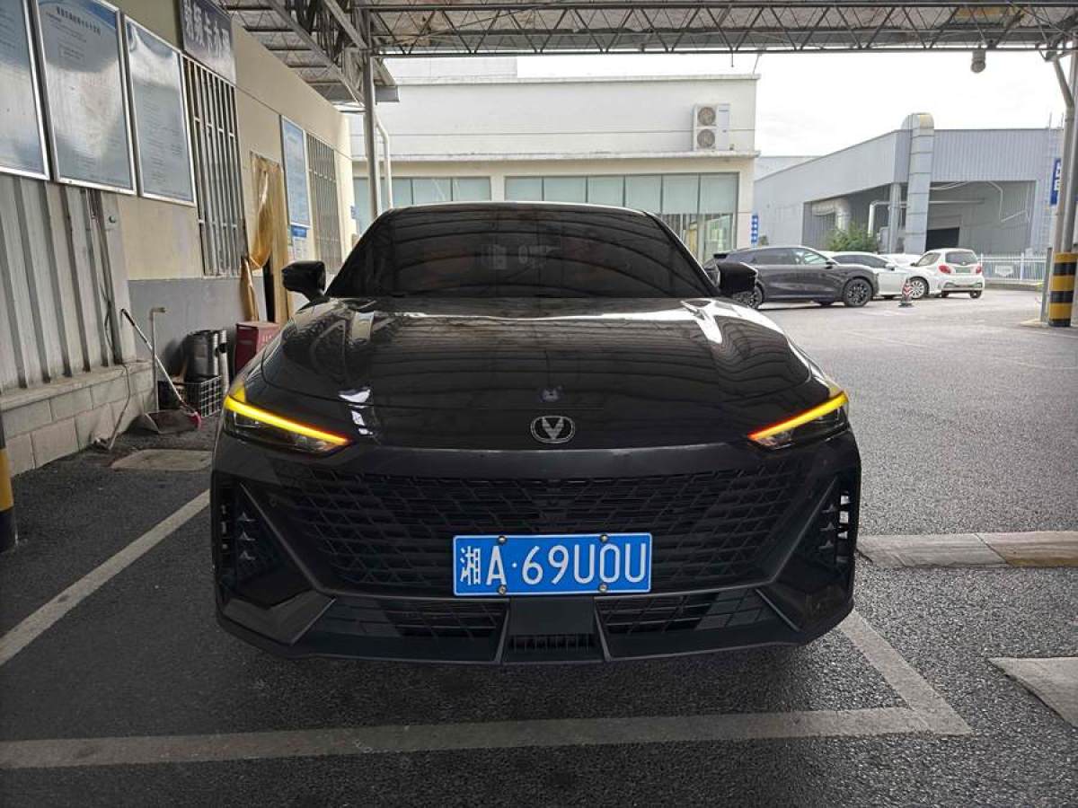 2023年1月長(zhǎng)安 長(zhǎng)安UNI-V  2022款 1.5T 卓越型