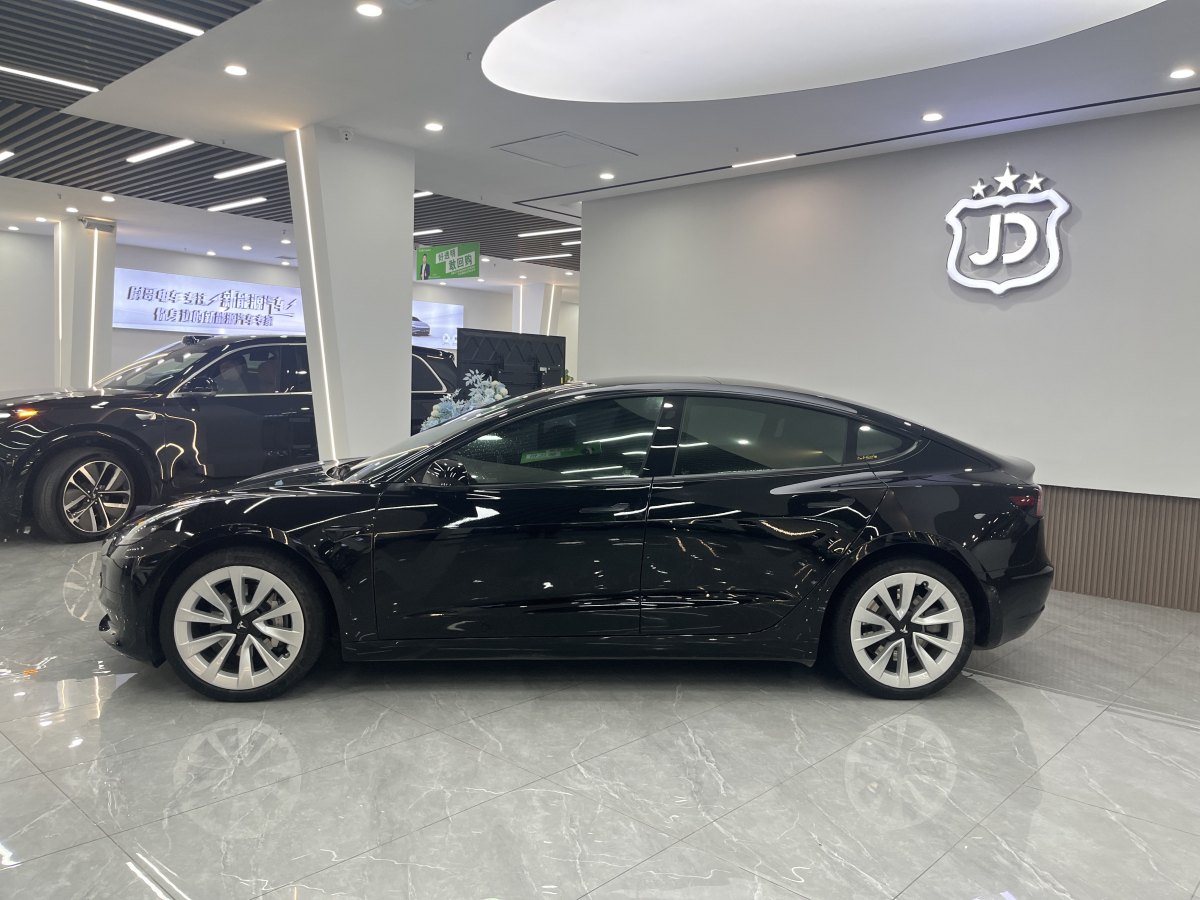 特斯拉 Model Y  2022款 改款 后輪驅(qū)動(dòng)版圖片