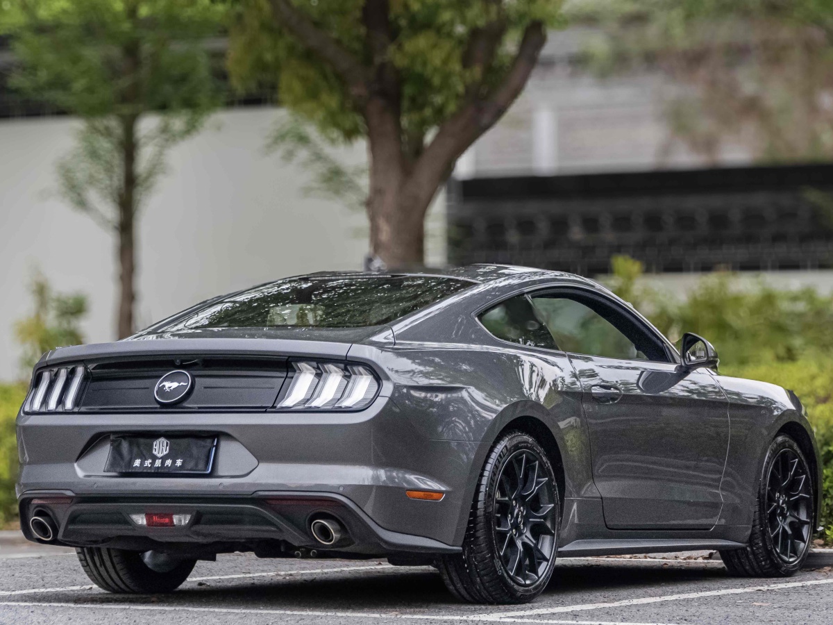 2021年7月福特 Mustang  2021款 2.3L EcoBoost