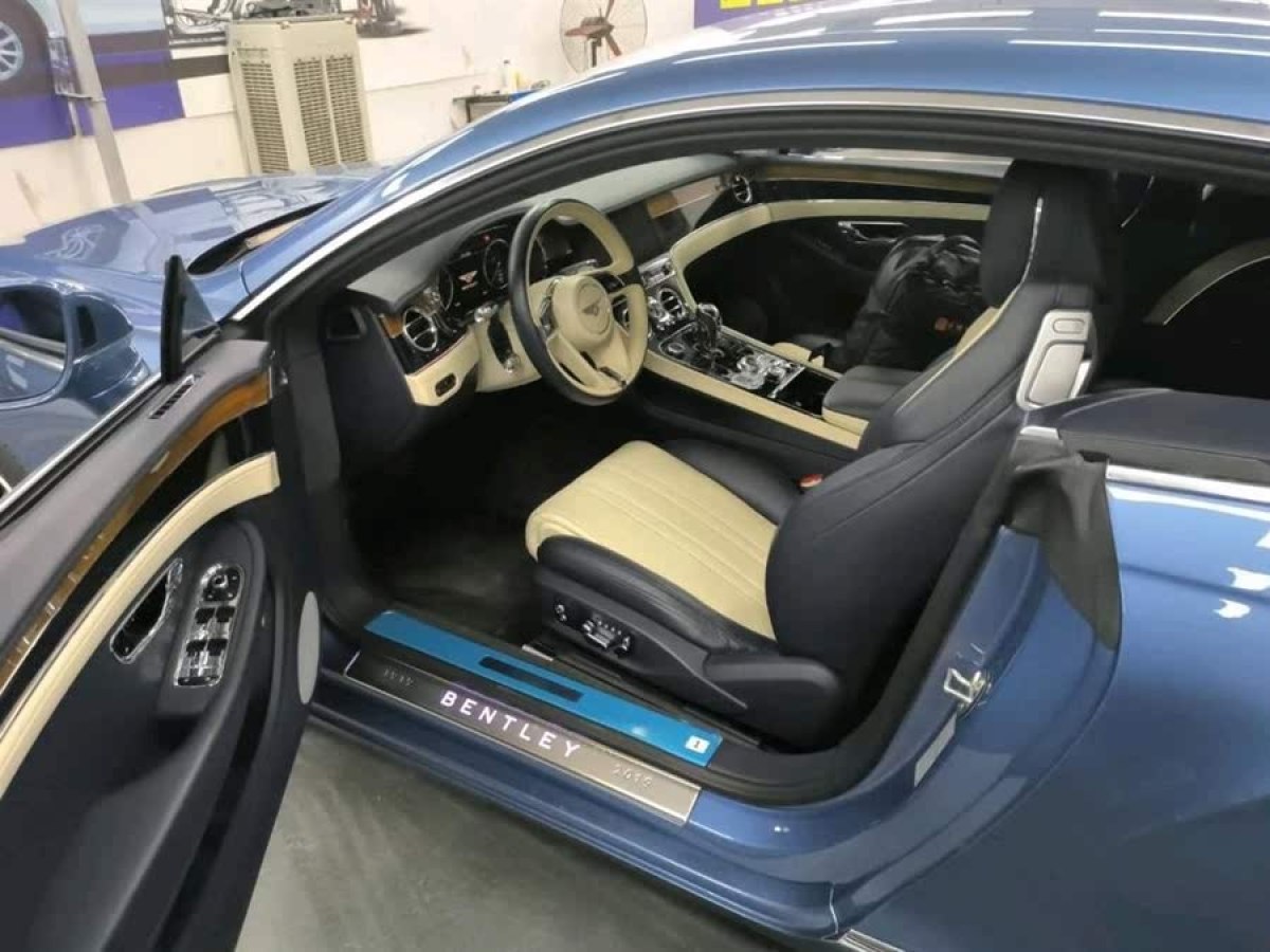 賓利 歐陸  2018款 6.0T GT W12圖片