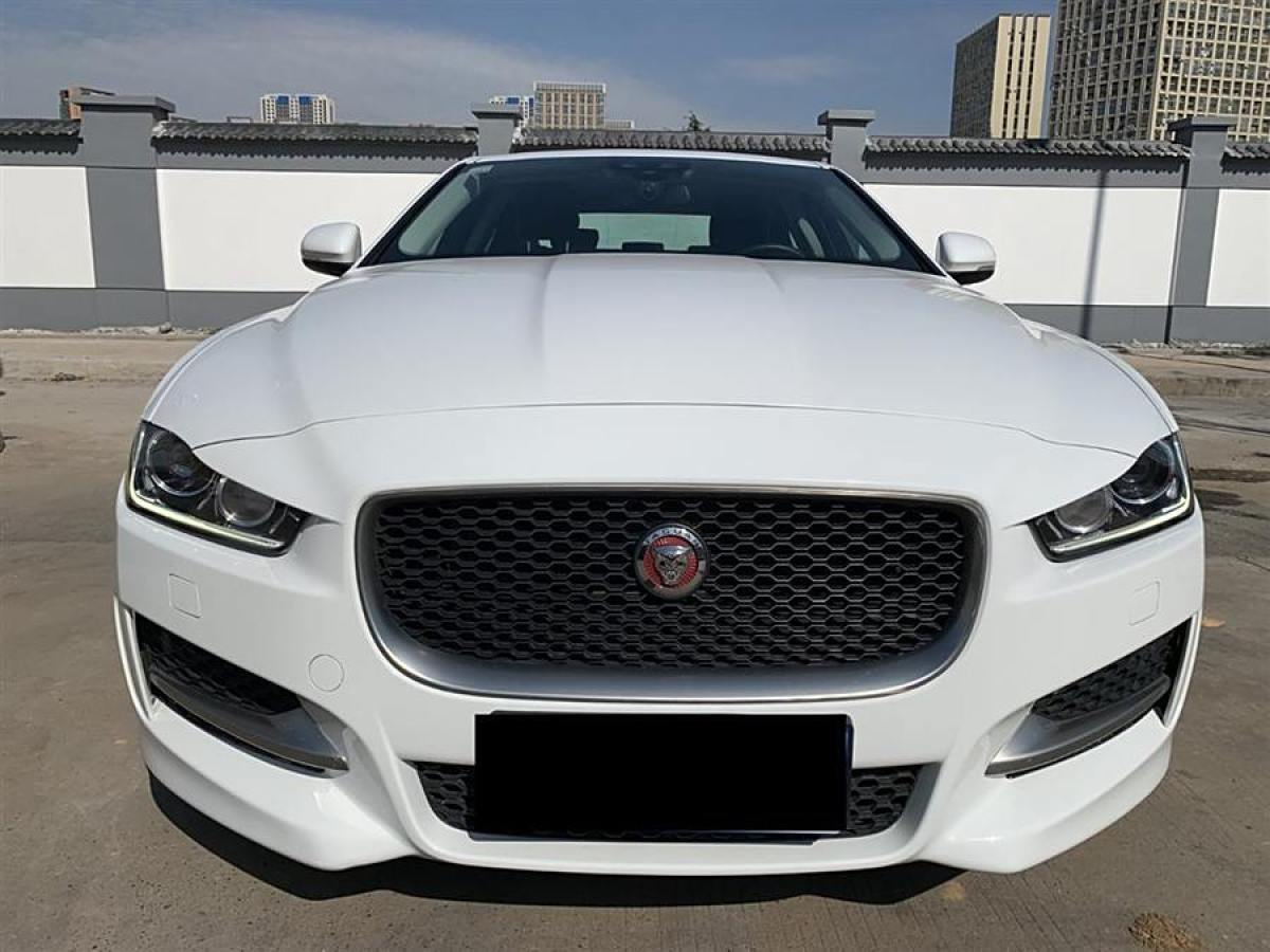 捷豹 XE  2017款 2.0T 200PS R-Sport圖片