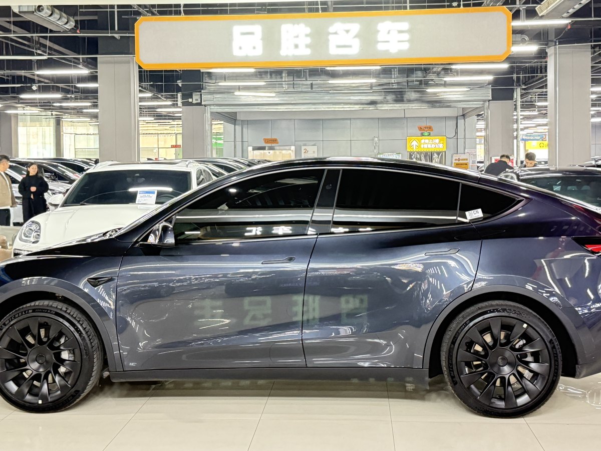 特斯拉 Model 3  2020款 改款 長續(xù)航后輪驅(qū)動版圖片