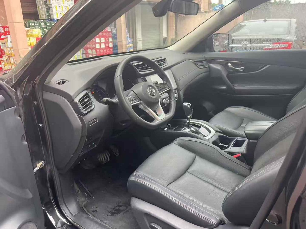 日產(chǎn) 奇駿  2019款 2.0L CVT七座舒適版 2WD圖片