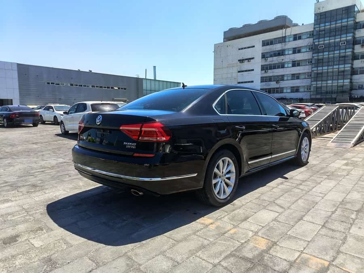 大眾 帕薩特  2017款 330TSI DSG尊榮版圖片