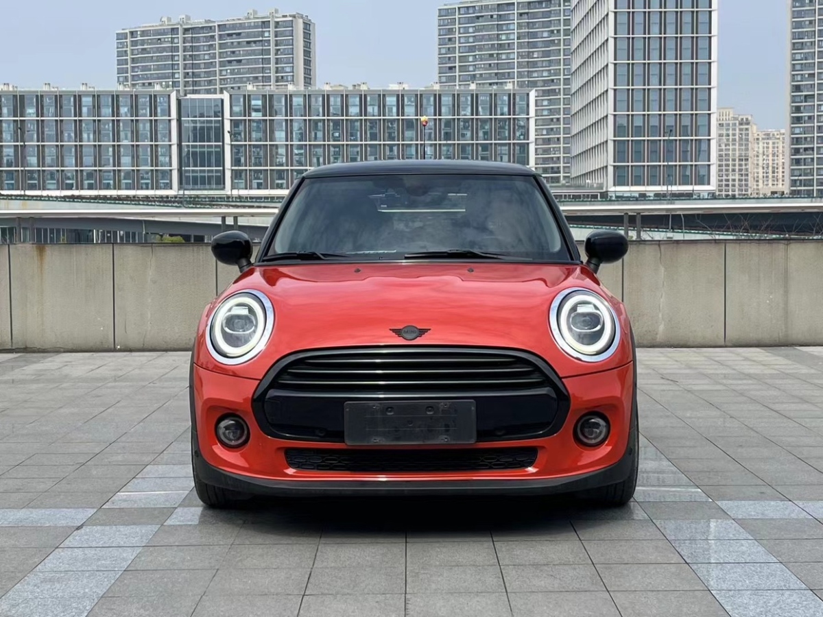 2020年9月MINI MINI  2025款 1.5T COOPER 經(jīng)典派