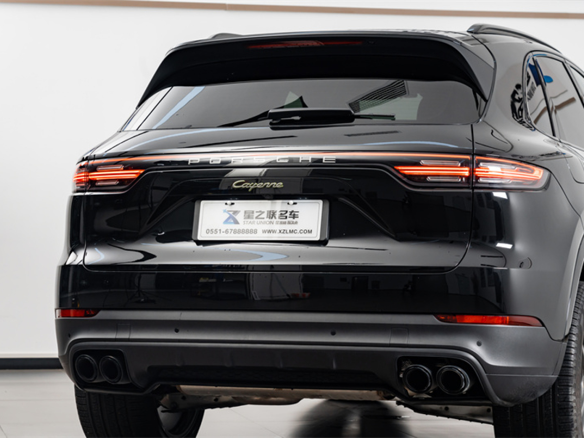 2023年5月保時(shí)捷 Cayenne新能源  2023款 Cayenne E-Hybrid 2.0T 鉑金版