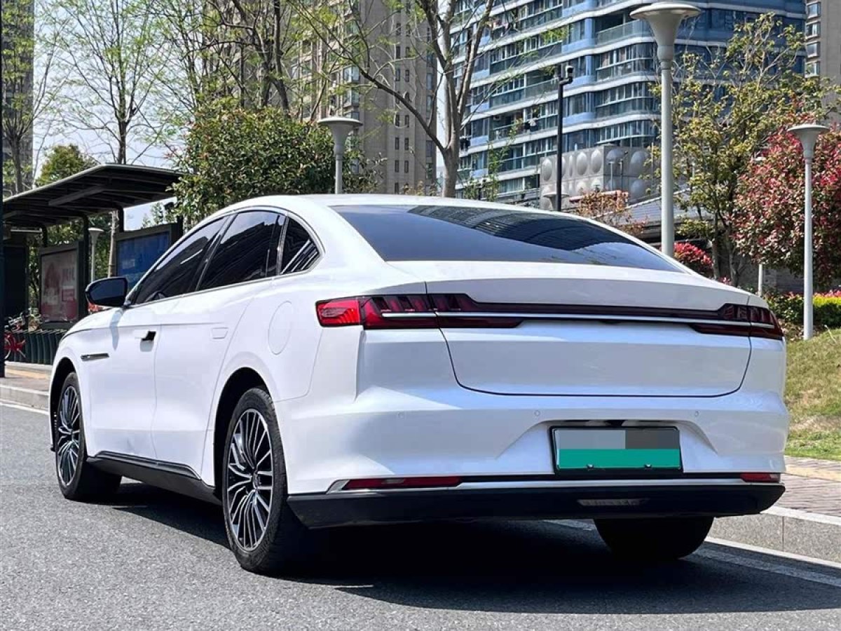 比亞迪 漢  2020款 DM 四驅(qū)性能版尊貴型圖片
