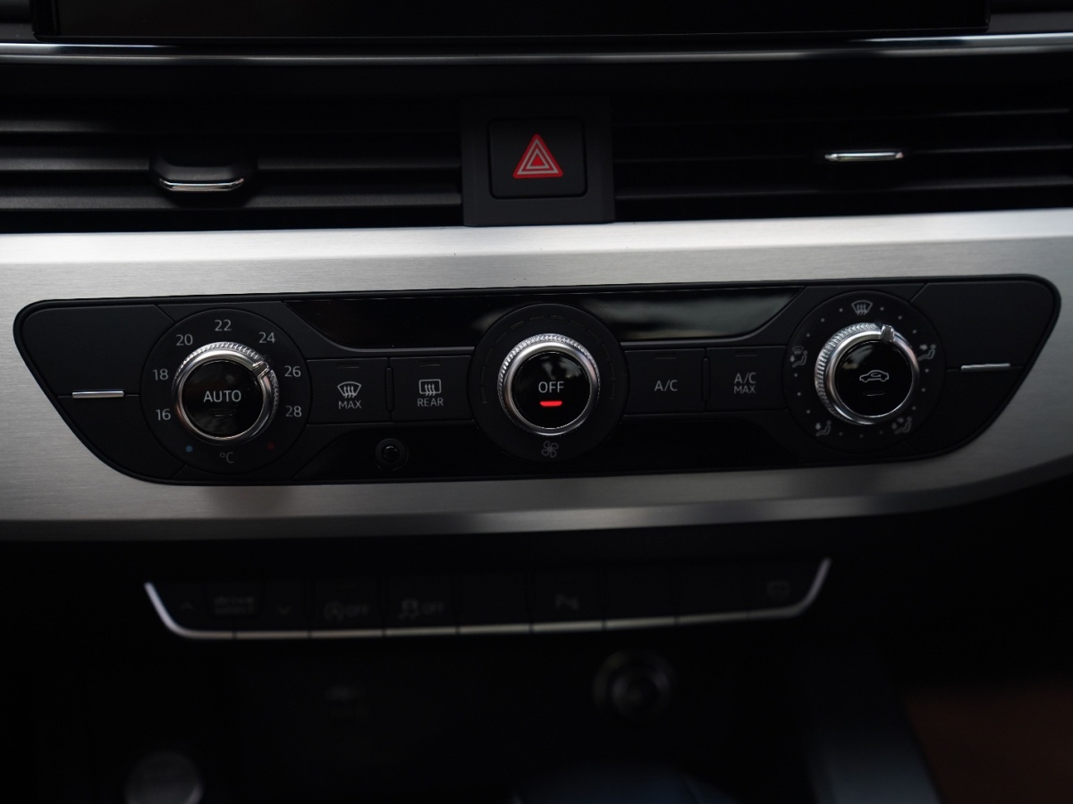 奧迪 奧迪A4L  2020款 35 TFSI 時尚動感型圖片