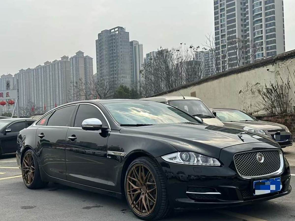 捷豹 XJ  2014款 XJL 3.0 SC 兩驅(qū)尊享商務版圖片