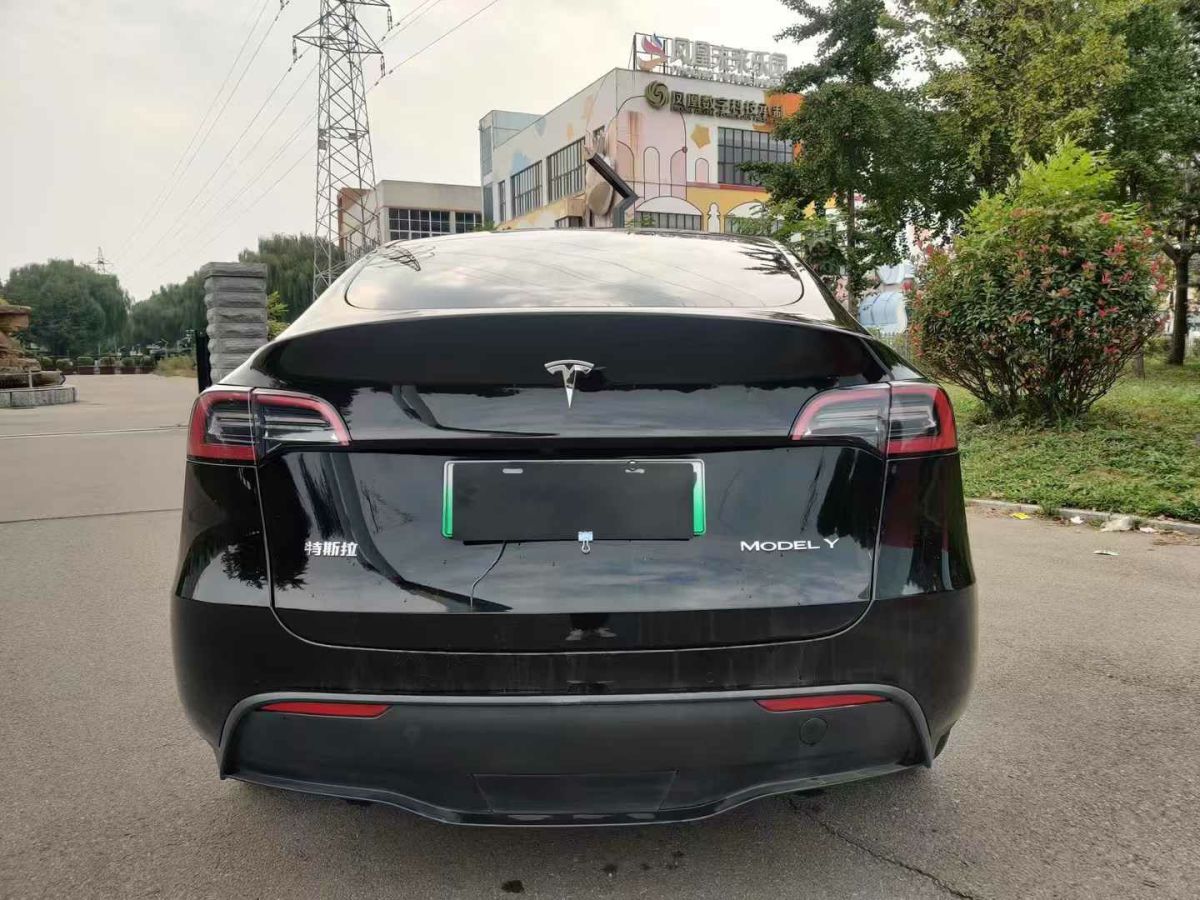 特斯拉 Model S  2023款 三電機全輪驅(qū)動 Plaid版圖片