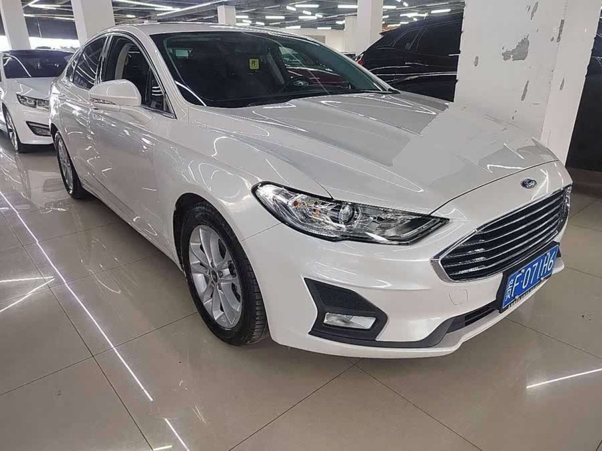 福特 蒙迪歐  2020款 EcoBoost 180 時(shí)尚型圖片