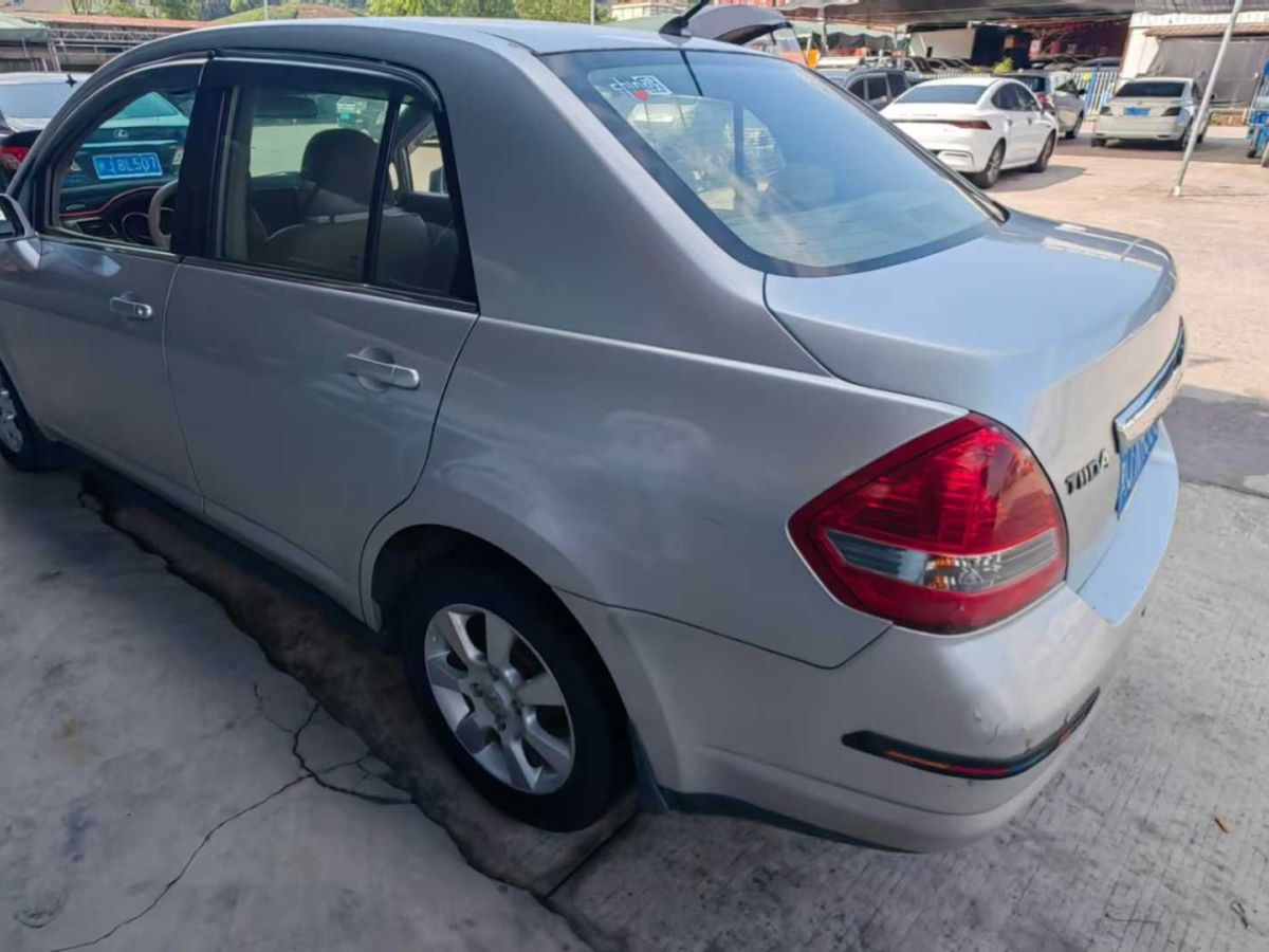 日產(chǎn) 頤達(dá)  2007款 1.6 J 時(shí)尚型圖片