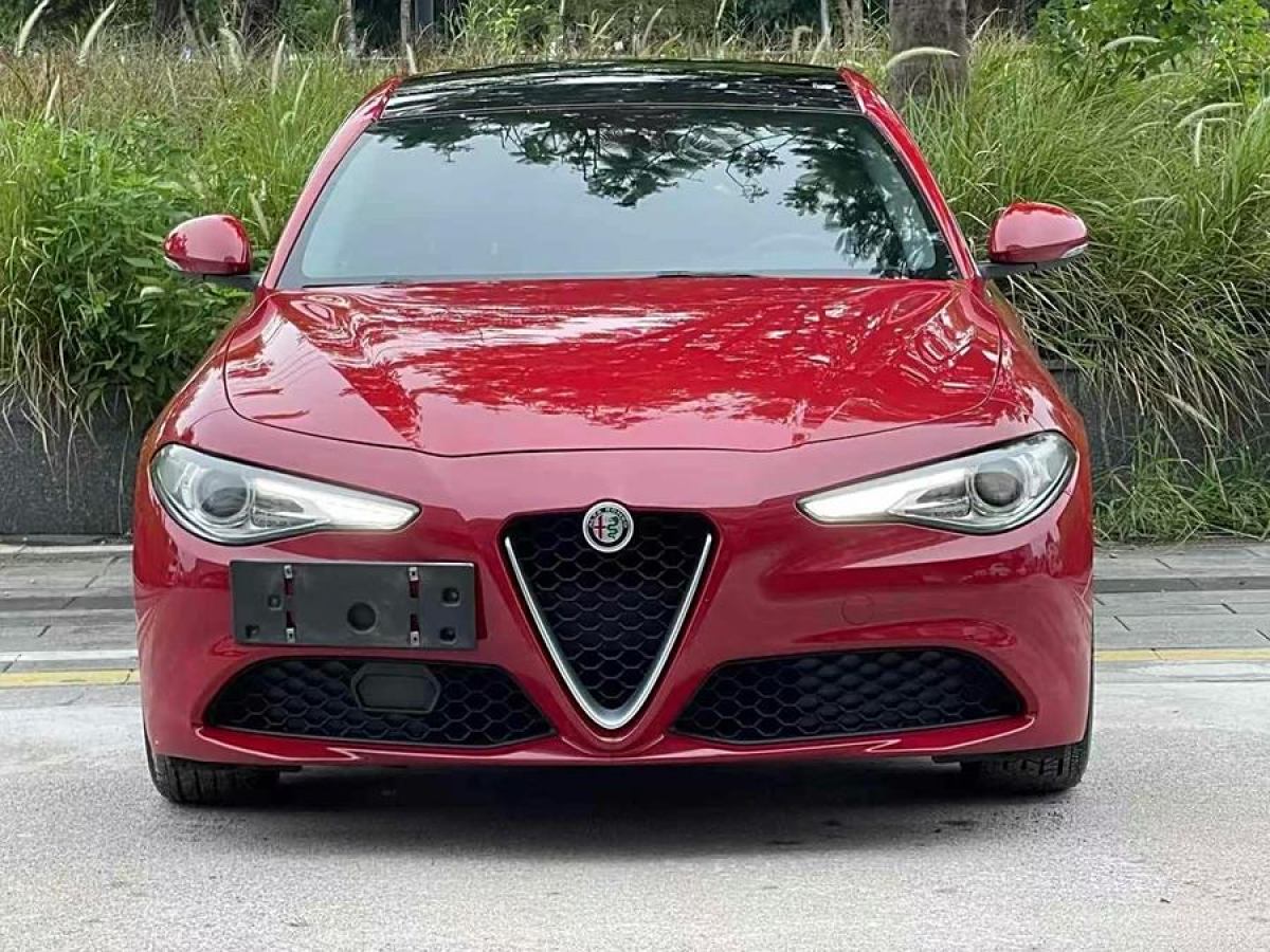 阿爾法·羅密歐 Giulia  2017款 2.0T 200HP 豪華版圖片