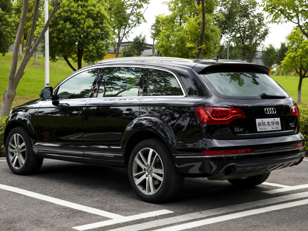 2011年7月奧迪 奧迪Q7  2011款 3.0 TFSI 技術型(200kW)