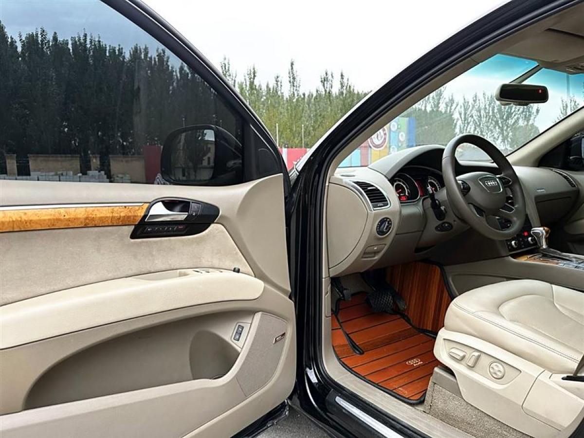 奧迪 奧迪Q7  2010款 4.2 FSI quattro 豪華型圖片