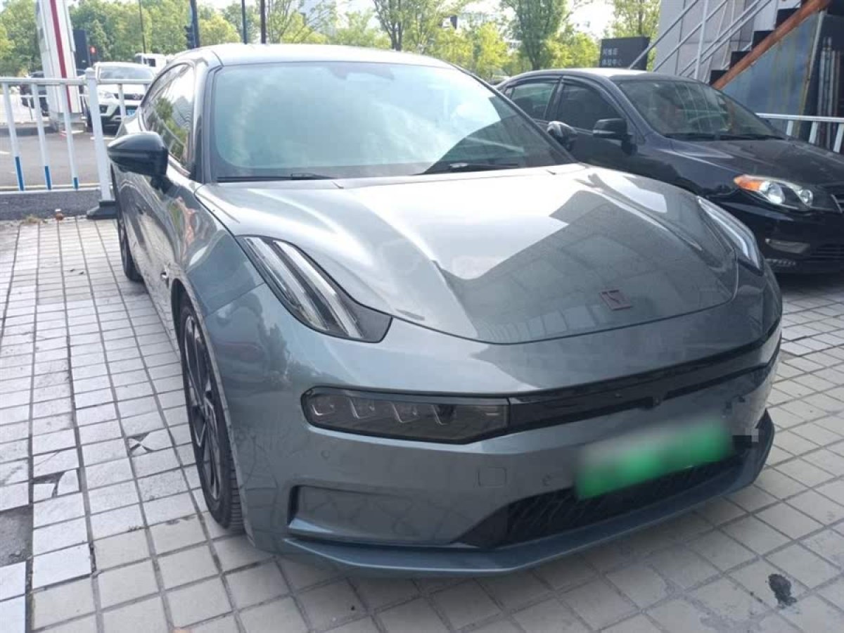 極氪 極氪001  2022款 超長(zhǎng)續(xù)航雙電機(jī) ME版圖片
