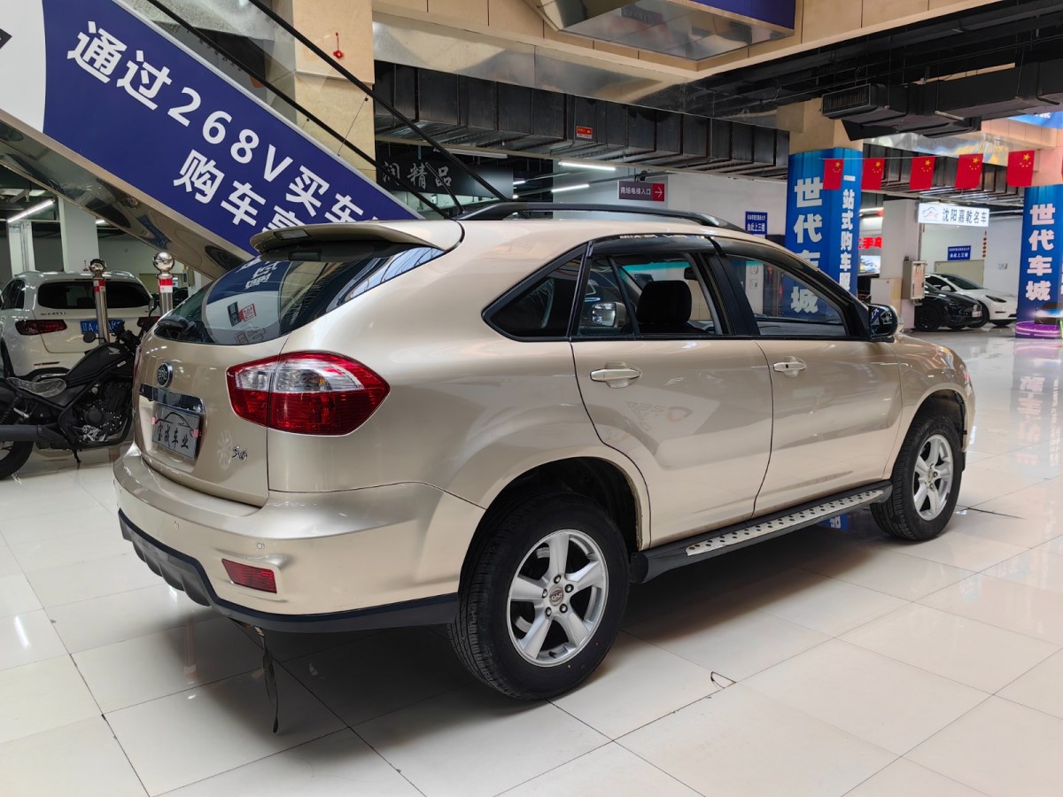 比亞迪 S6  2014款 2.0L 手動尊貴型 5座圖片