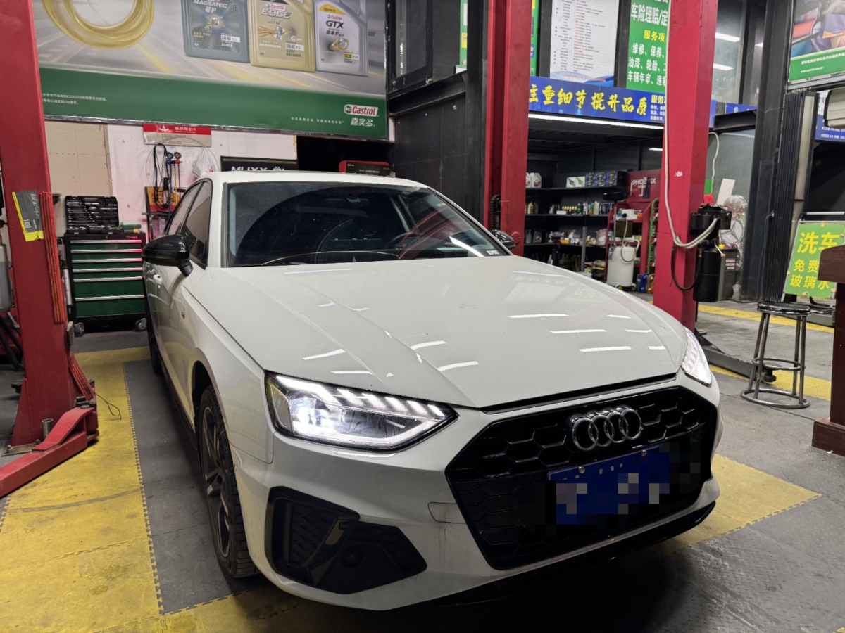 奧迪 奧迪A4L  2022款 40 TFSI 豪華動感型圖片