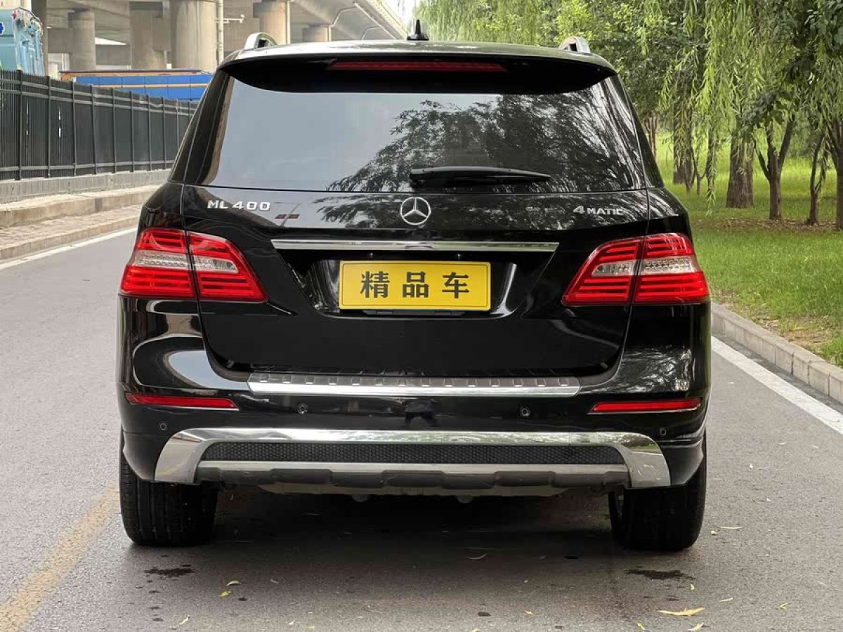 奔馳 奔馳M級  2014款 ML 400 4MATIC豪華型圖片