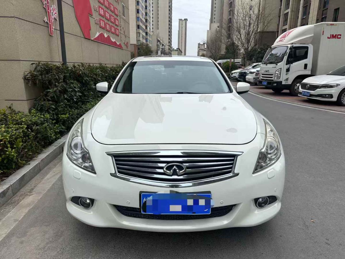 英菲尼迪 QX60  2014款 3.5L 兩驅(qū)卓越版圖片