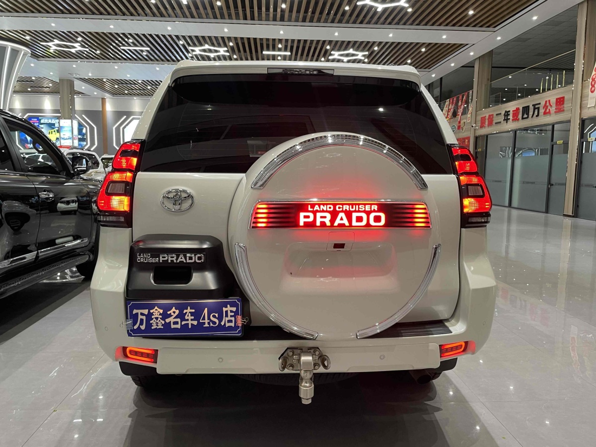 豐田 普拉多  2018款 3.5L 自動(dòng)TX-L后掛備胎圖片