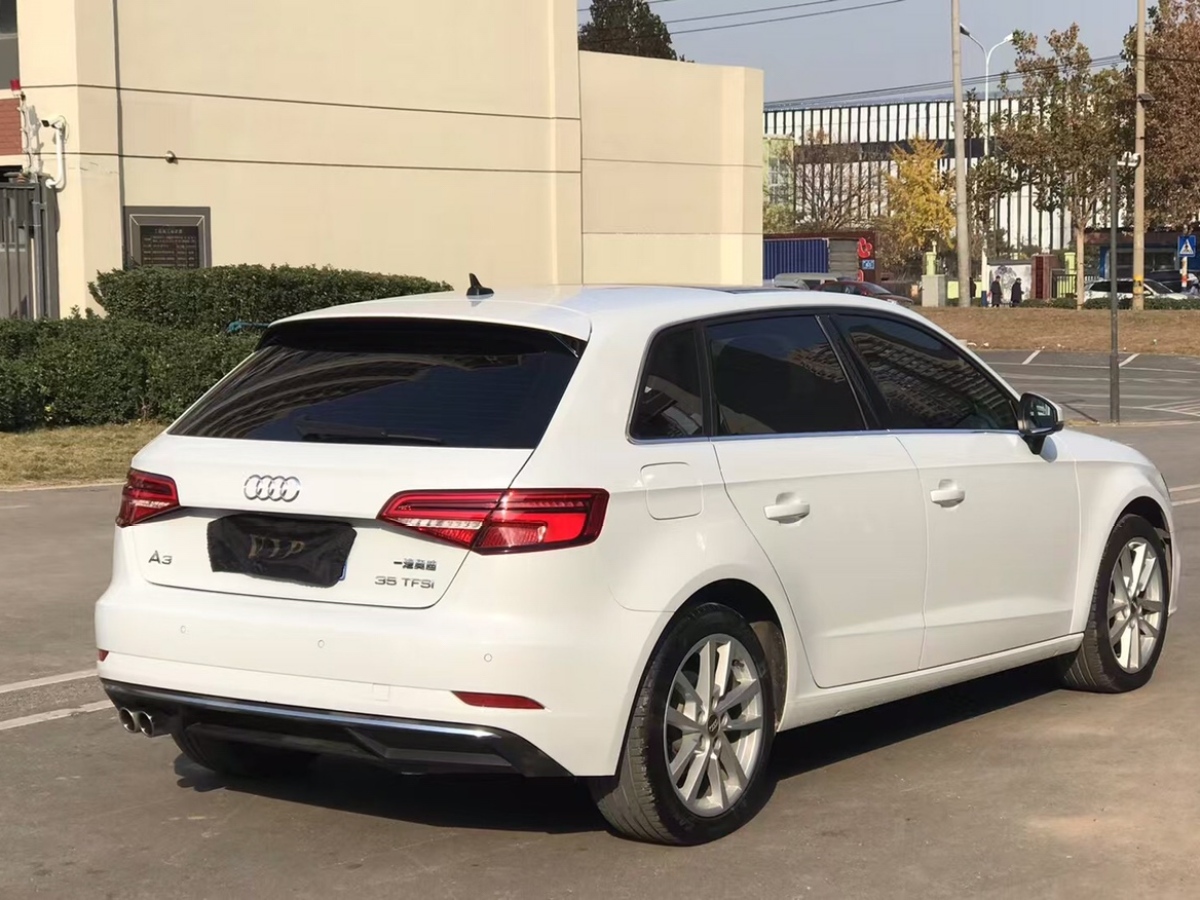 奧迪 奧迪A3  2020款 Sportback 35 TFSI 進(jìn)取型圖片