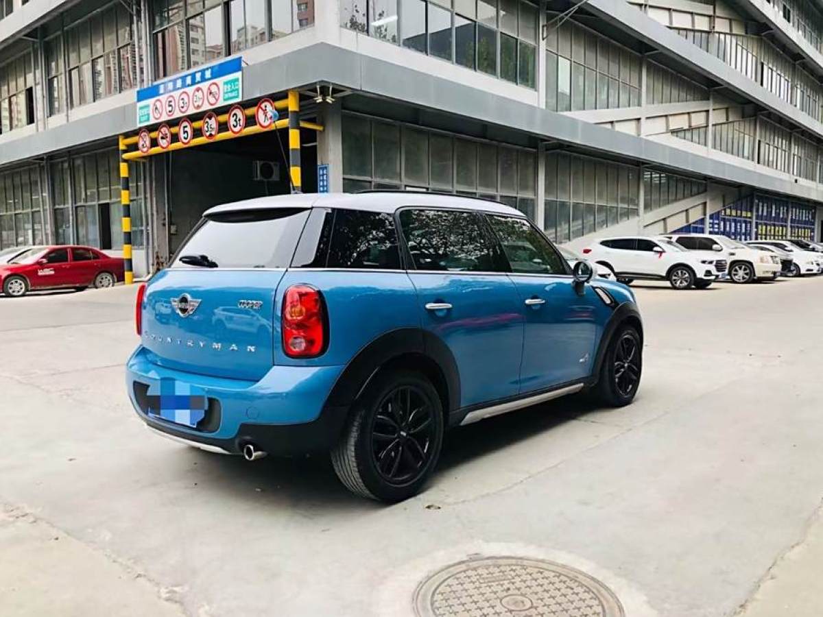 2016年11月MINI COUNTRYMAN  2016款 1.6T COOPER S ALL4 裝備控