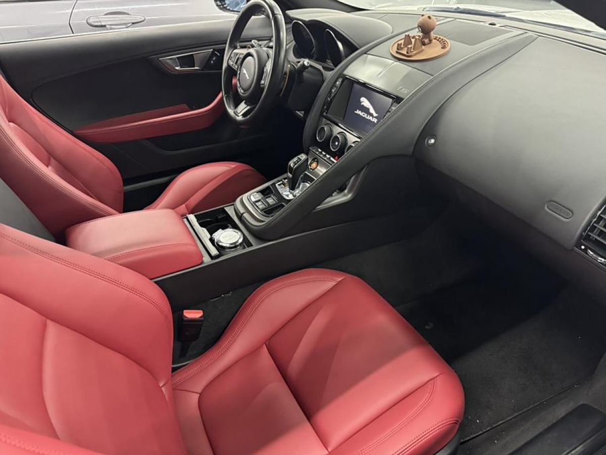 捷豹 F-TYPE  2016款 3.0T S 硬頂版圖片