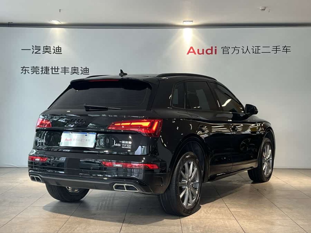 奧迪 奧迪Q5L  2022款 改款 45T 豪華動感型圖片