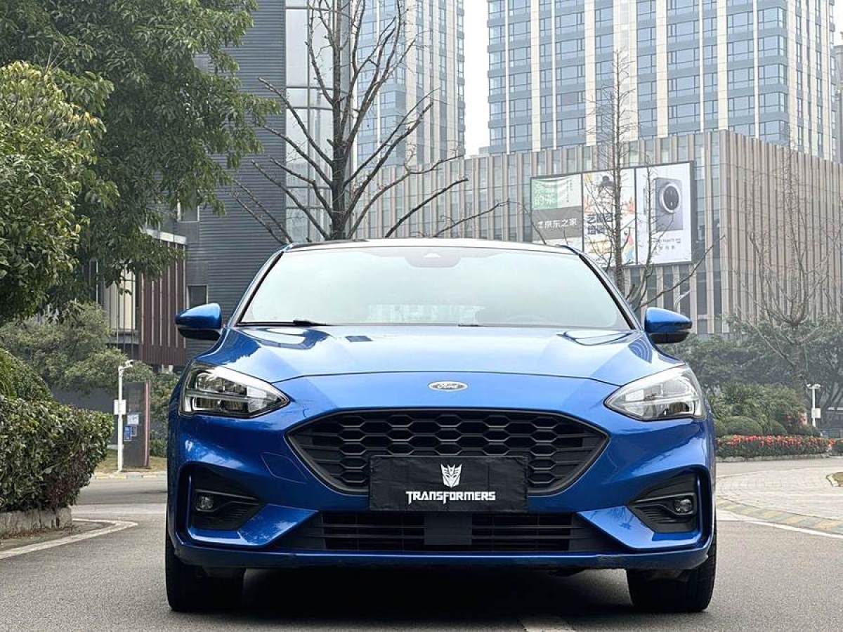 福特 福克斯  2019款 三廂 EcoBoost 180 自動ST Line圖片