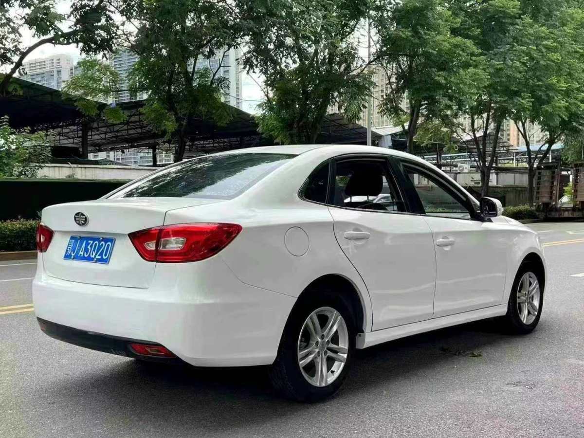 奔腾 B30  2019款 1.6L 自动舒适型图片