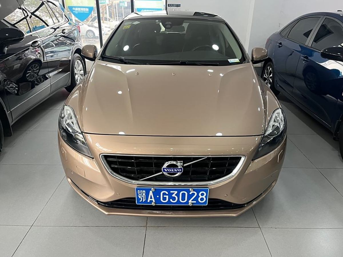 沃爾沃 V40  2014款 2.0T 智雅版圖片