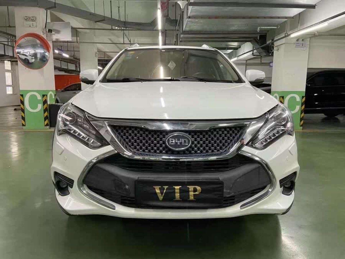 比亞迪 唐新能源  2015款 2.0T 四驅(qū)旗艦型圖片