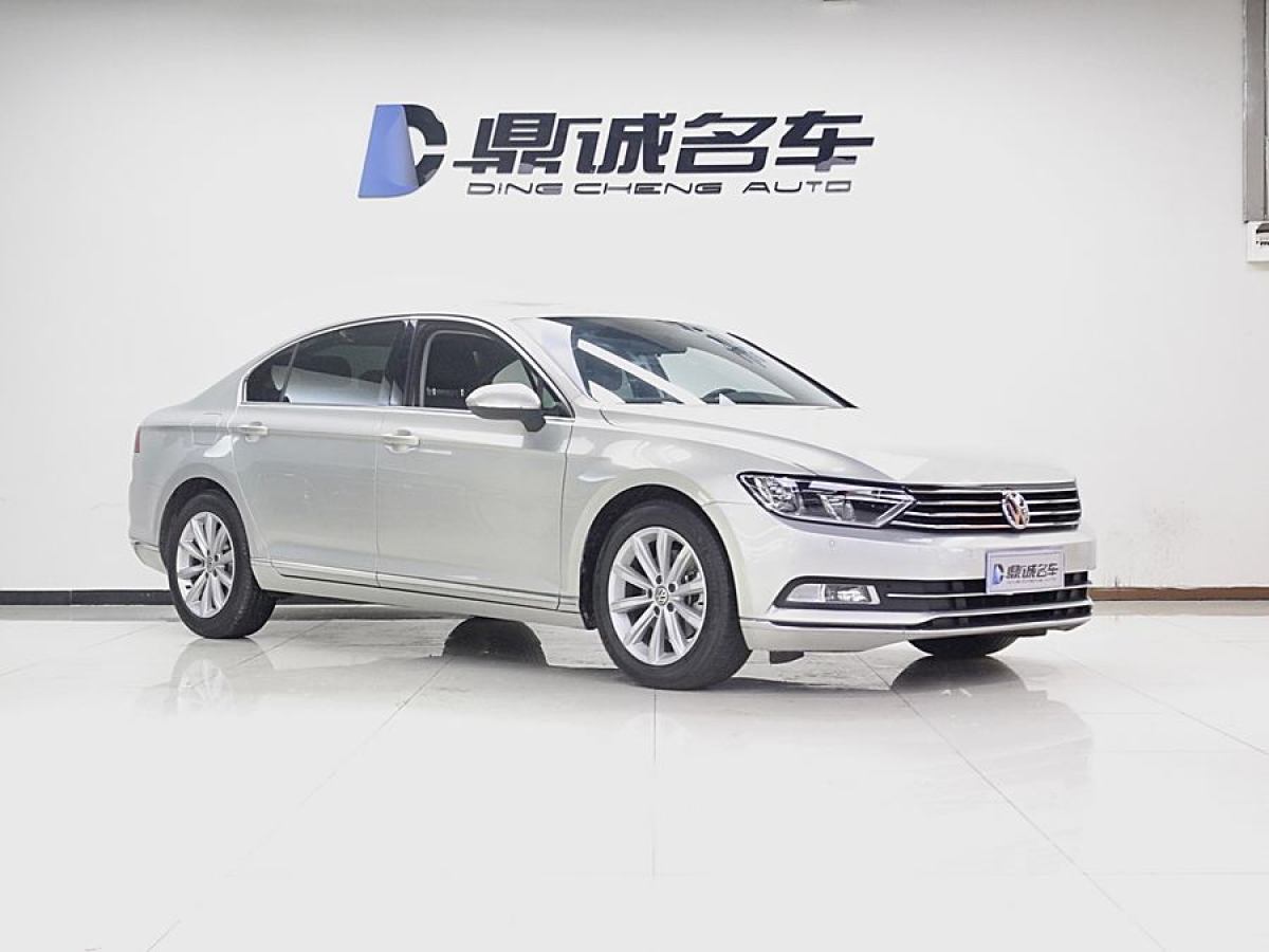 大眾 邁騰  2018款 330TSI DSG 領(lǐng)先型圖片