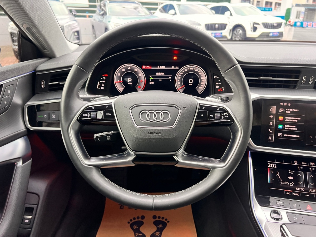 奧迪 奧迪A7L 奧迪A7 2022款 45 TFSI S-Line 筑夢型流晶套裝圖片