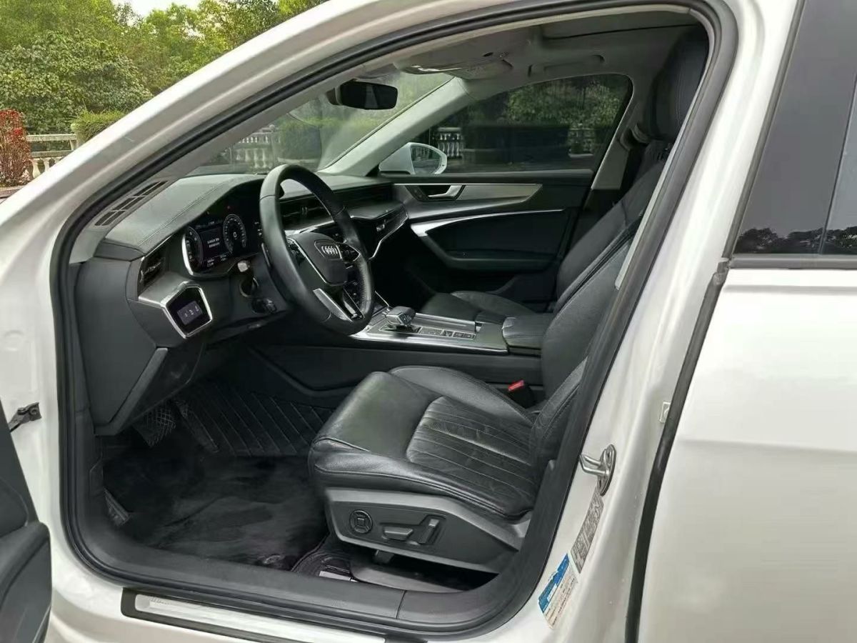 奧迪 奧迪A6L  2020款 40 TFSI 豪華動(dòng)感型圖片