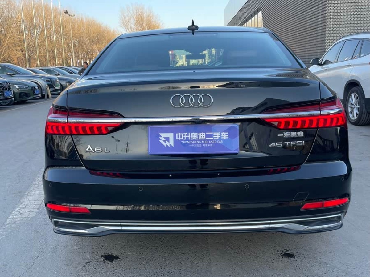 奧迪 奧迪A6L  2023款 改款 45 TFSI 臻選致雅型圖片