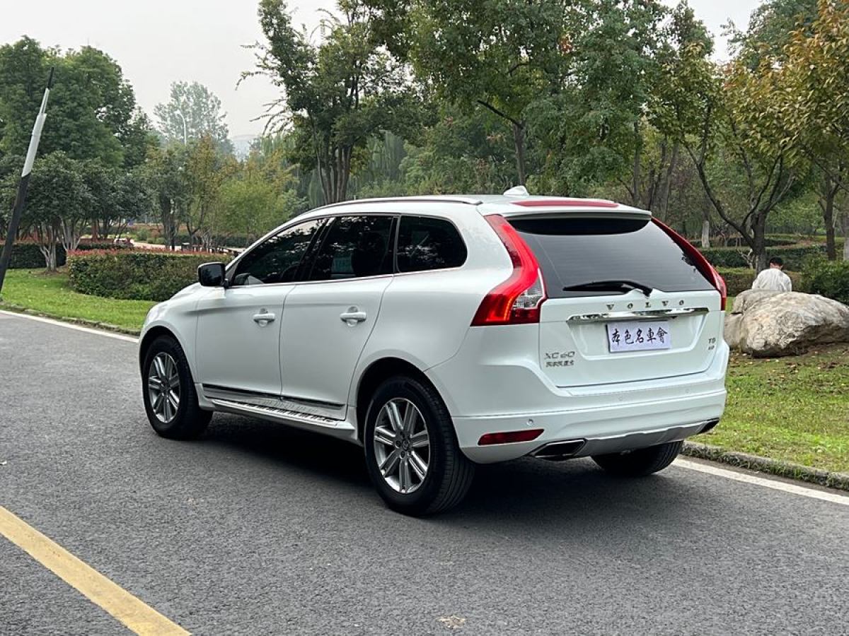 沃爾沃 XC60  2016款 T5 AWD 智遠(yuǎn)版圖片