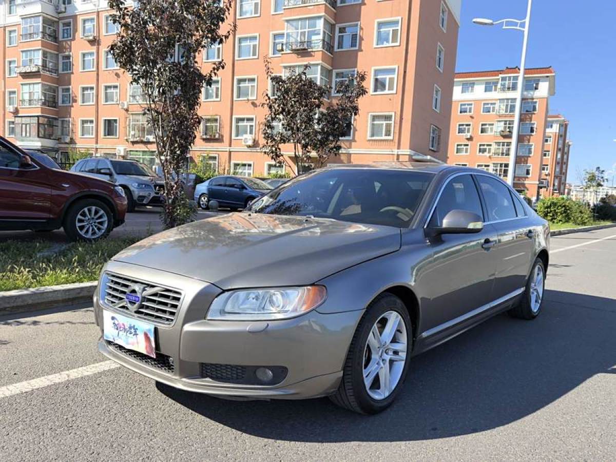 沃尔沃 S80L  2010款 2.5T 智雅版图片