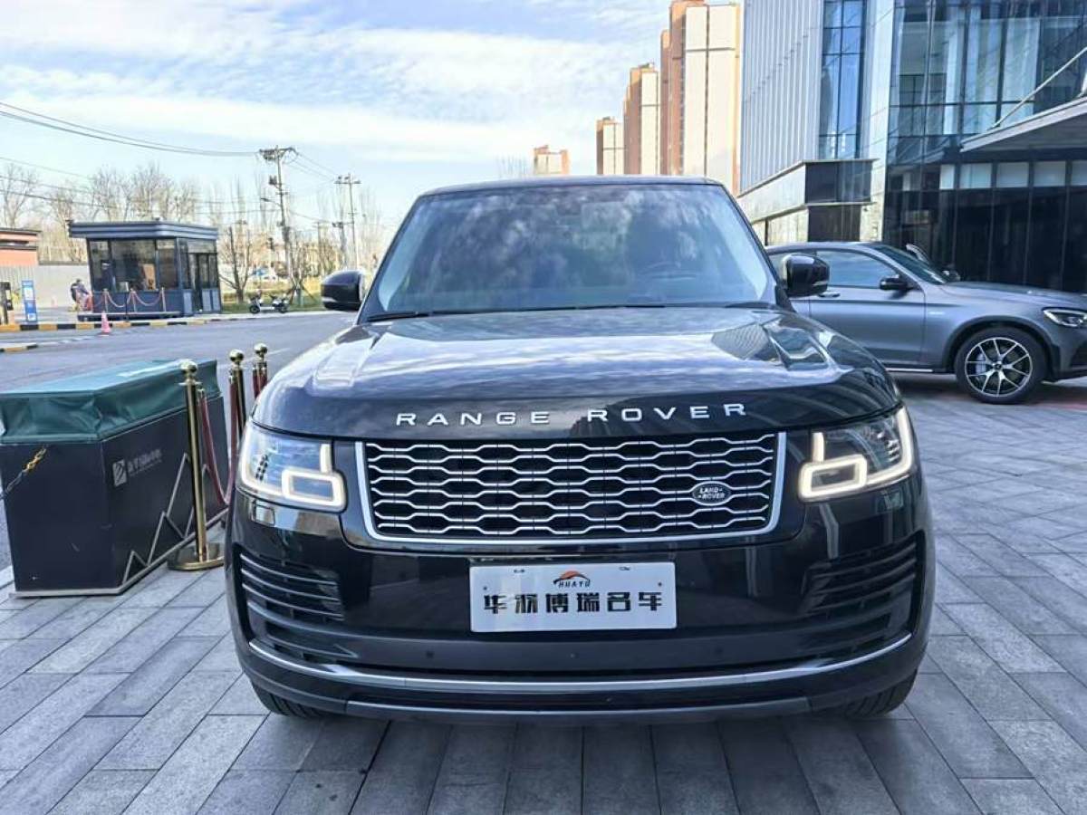 路虎 揽胜  2020款 3.0 L6 传世版图片