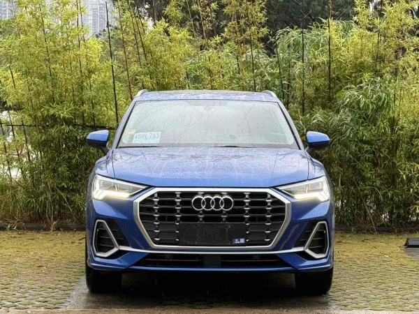 奥迪 奥迪Q3  2024款 35 TFSI 进取动感型