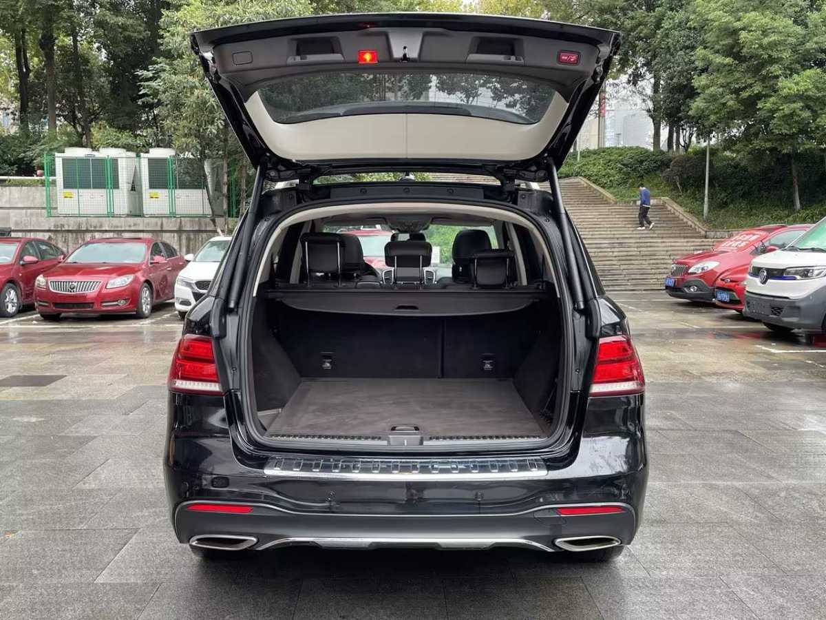 奔馳 奔馳GLE  2018款 GLE 320 4MATIC 動感型臻藏版圖片